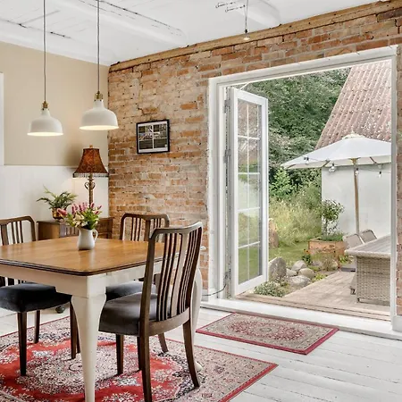 Pet Friendly In With Wifi * Roslev